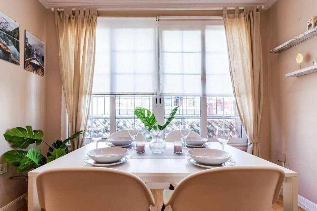 3 Apartamento En Estadio Sevilla 8 Plazas 3 Hab Y Metro Экстерьер фото