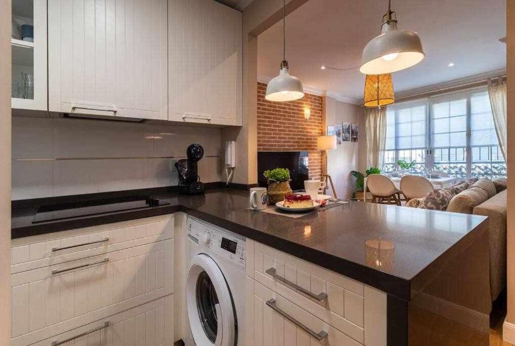 3 Apartamento En Estadio Sevilla 8 Plazas 3 Hab Y Metro Экстерьер фото