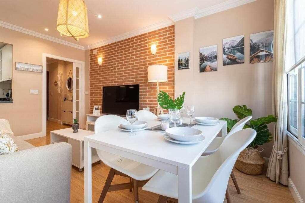 3 Apartamento En Estadio Sevilla 8 Plazas 3 Hab Y Metro Экстерьер фото